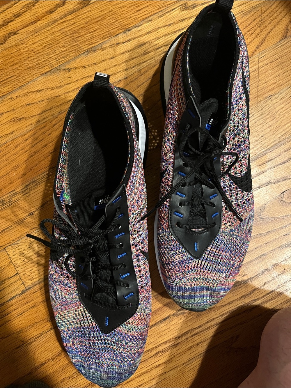 Nike Multicolor Knit Sneakers with Black Accents Size 12 M - Picture 11 of 12